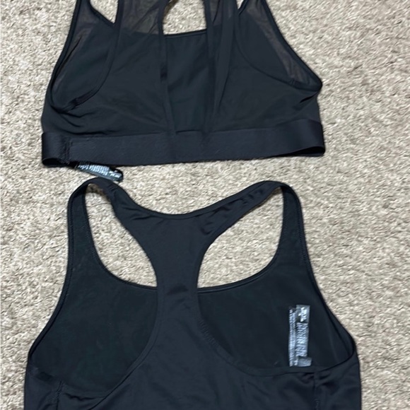 Bundle of two women’s vs sports bras ~ size medium - Picture 2 of 6